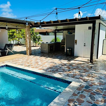 Heated Pool Hot Tub Miami Villa Buitenkant foto